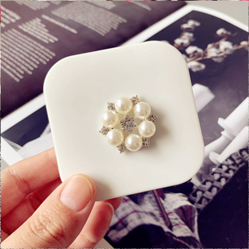 Cute Contact Lenses Case Luxur - огляд і ціна Luxury Skincare Box