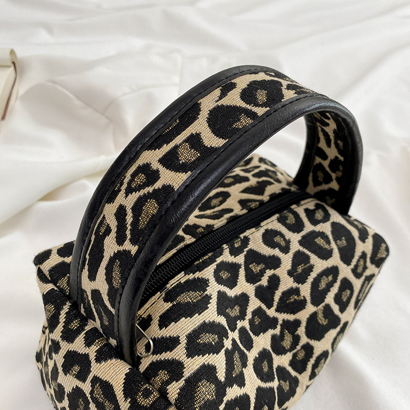 Leopard Makeup Bag Luxury  Lar - огляд і ціна Luxury Skincare China